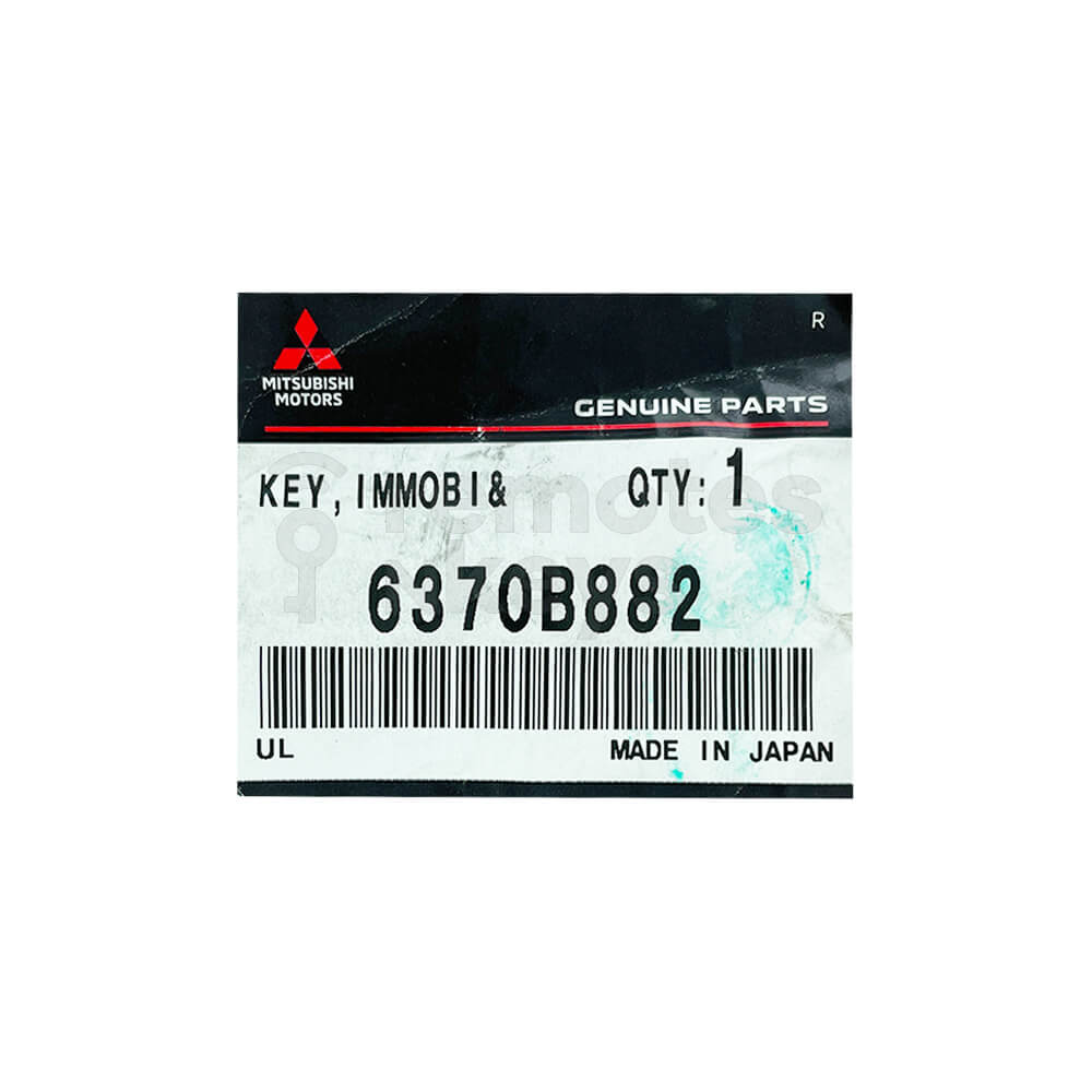 Mitsubishi Pajero 2014-2021 Genuine 2 Buttons Flip Remote Key ID46 433MHz 6370B882 FCC ID: G8D-635M-A